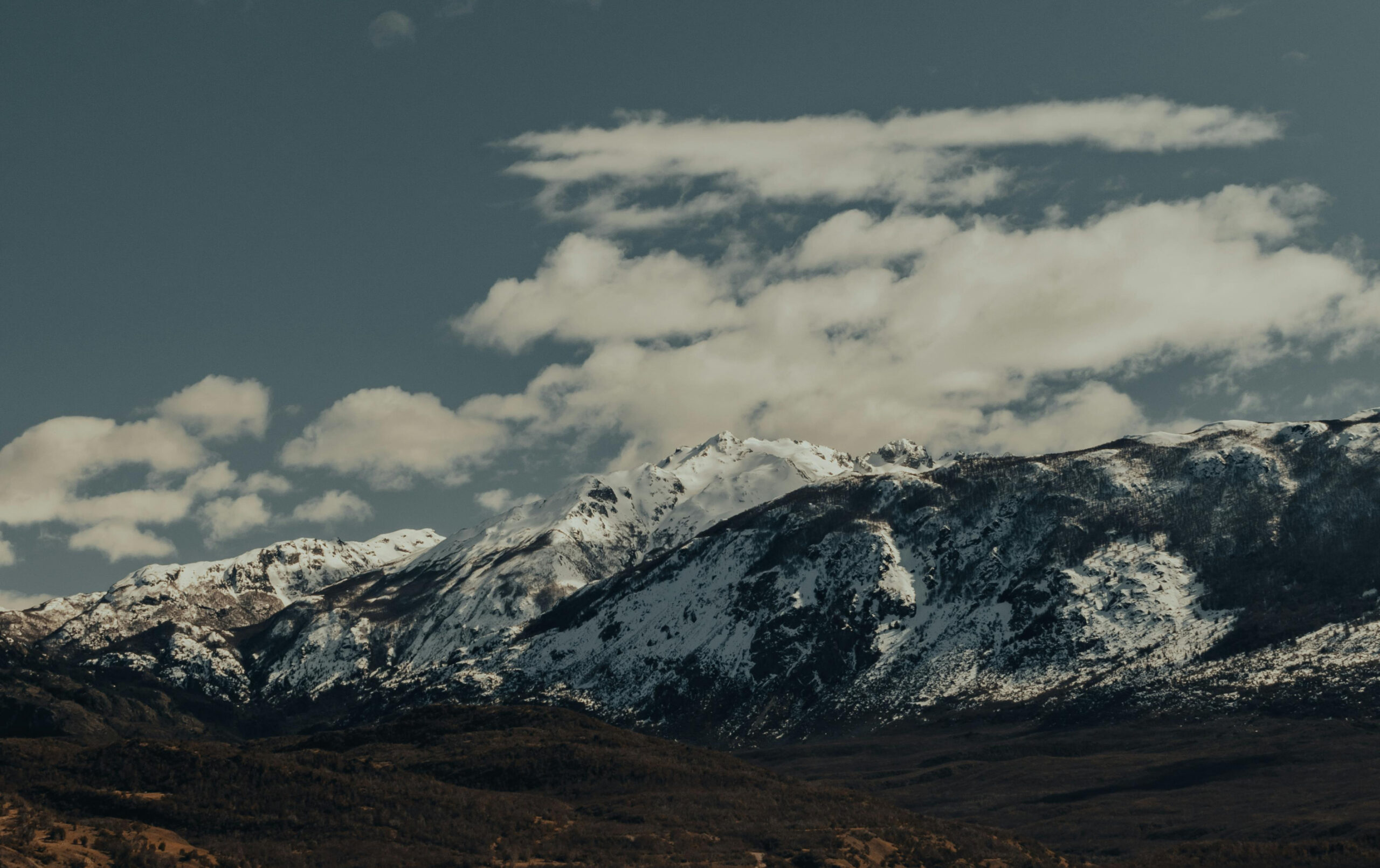 Gadzoom Different banner